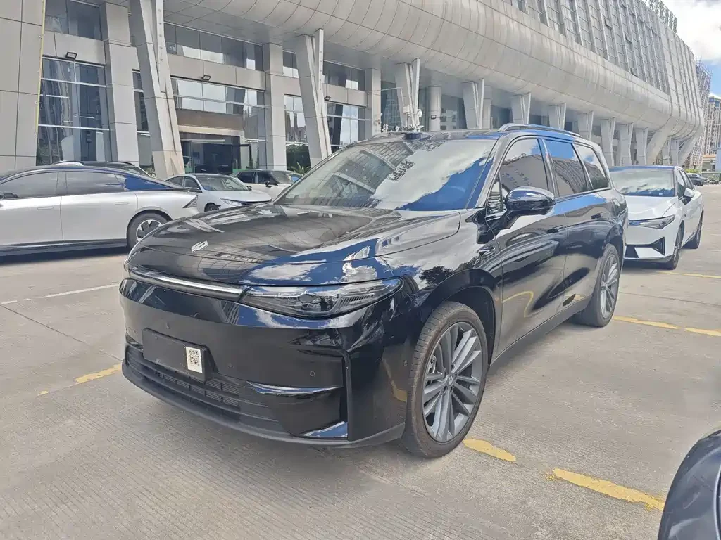 Leapmotor C16