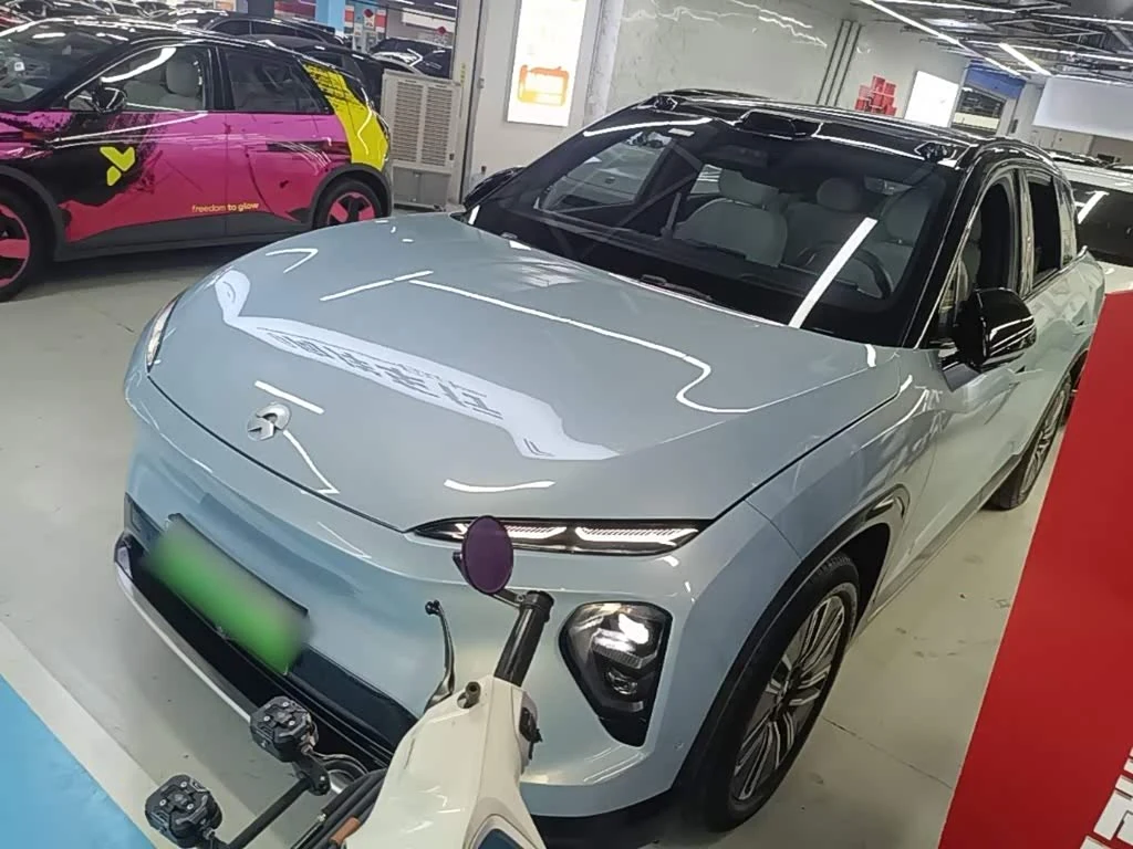 NIO ES7