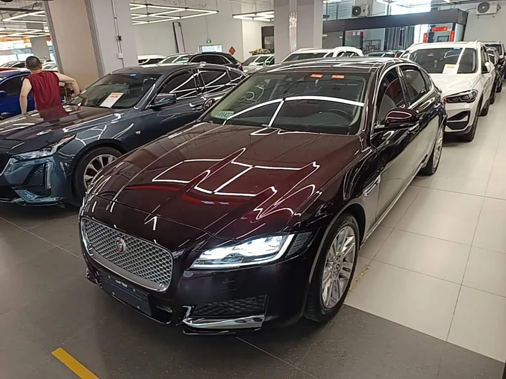 Jaguar XFL