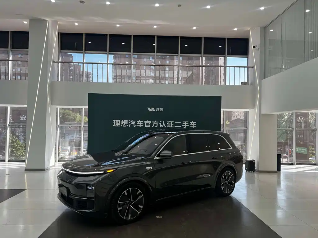 Li Auto L7