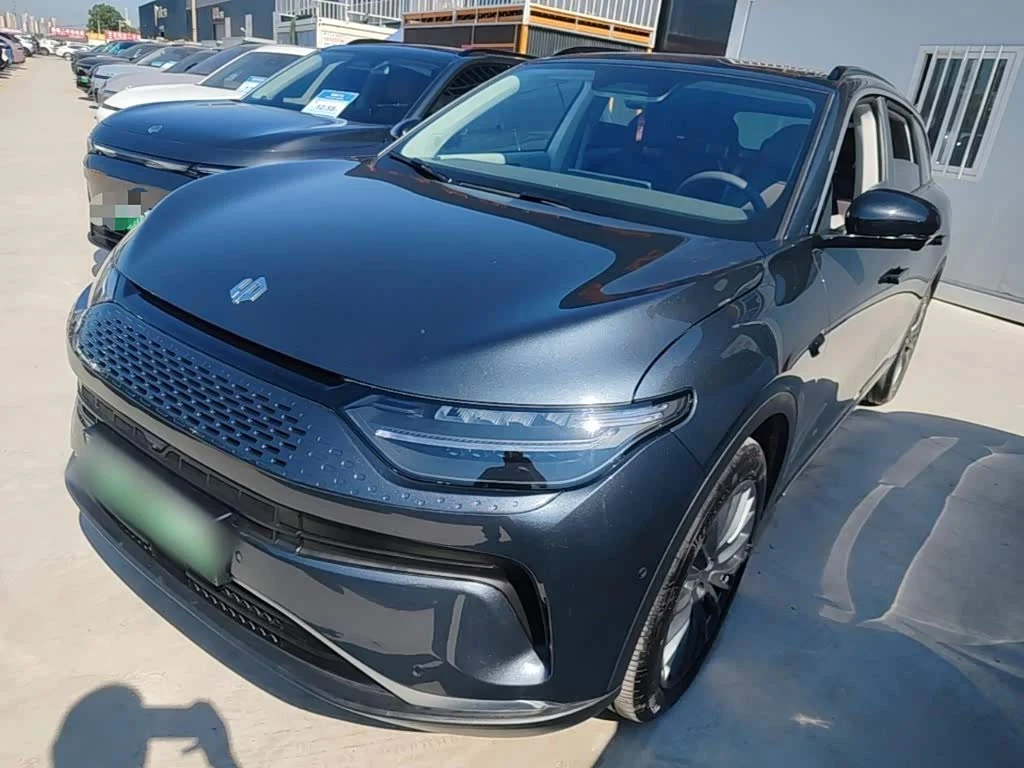 Leapmotor C11