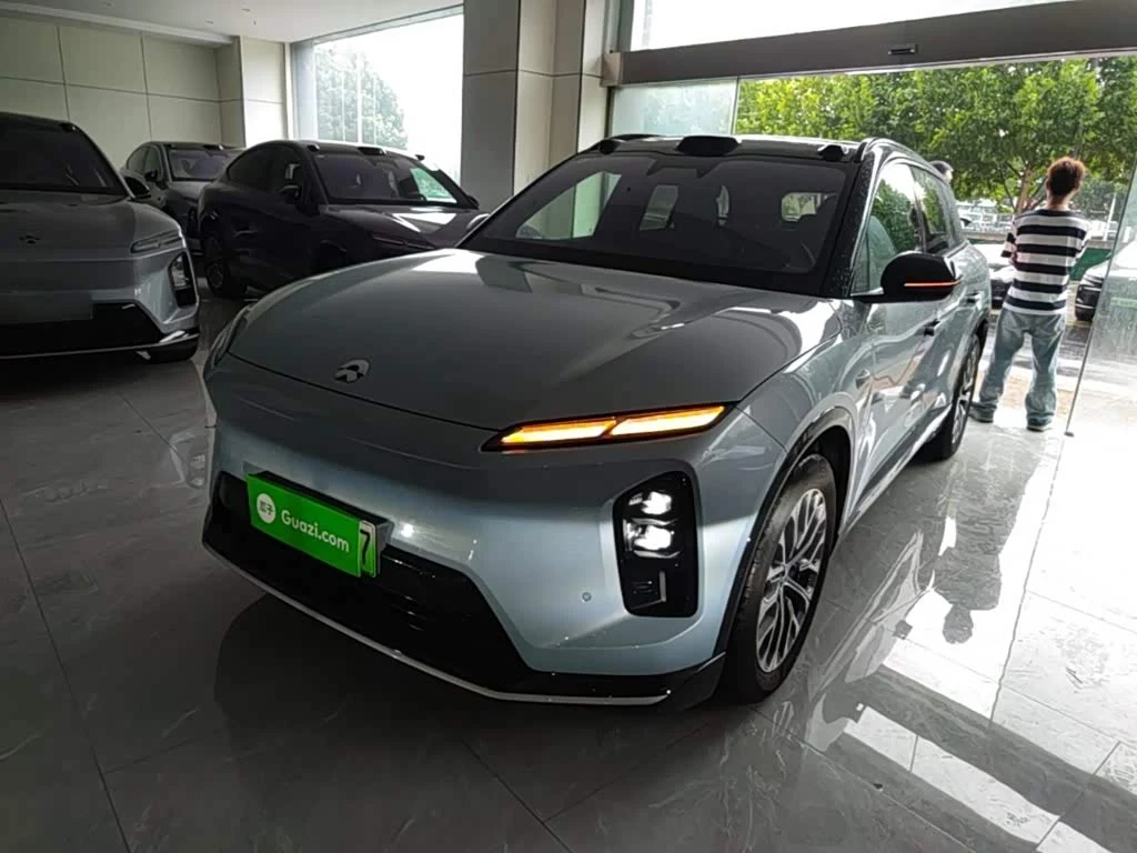 NIO ES6