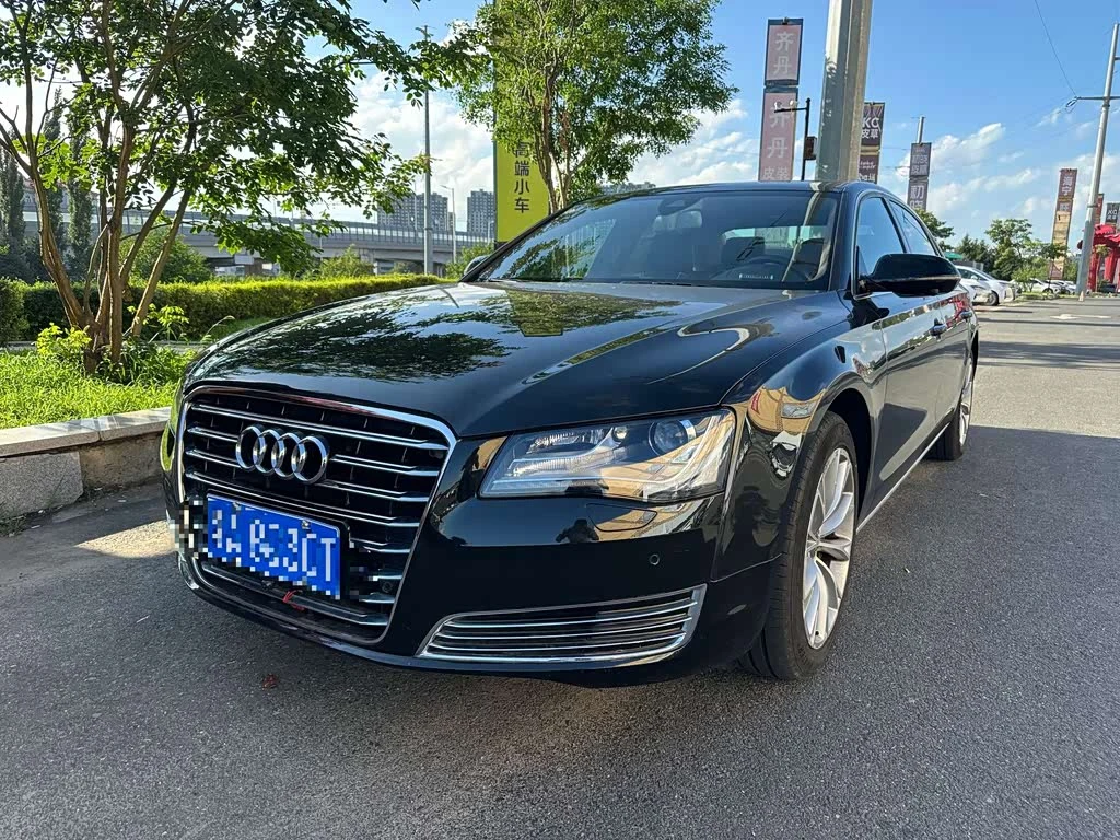 Audi A8