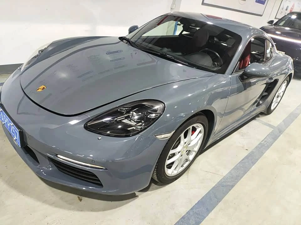 Porsche 718