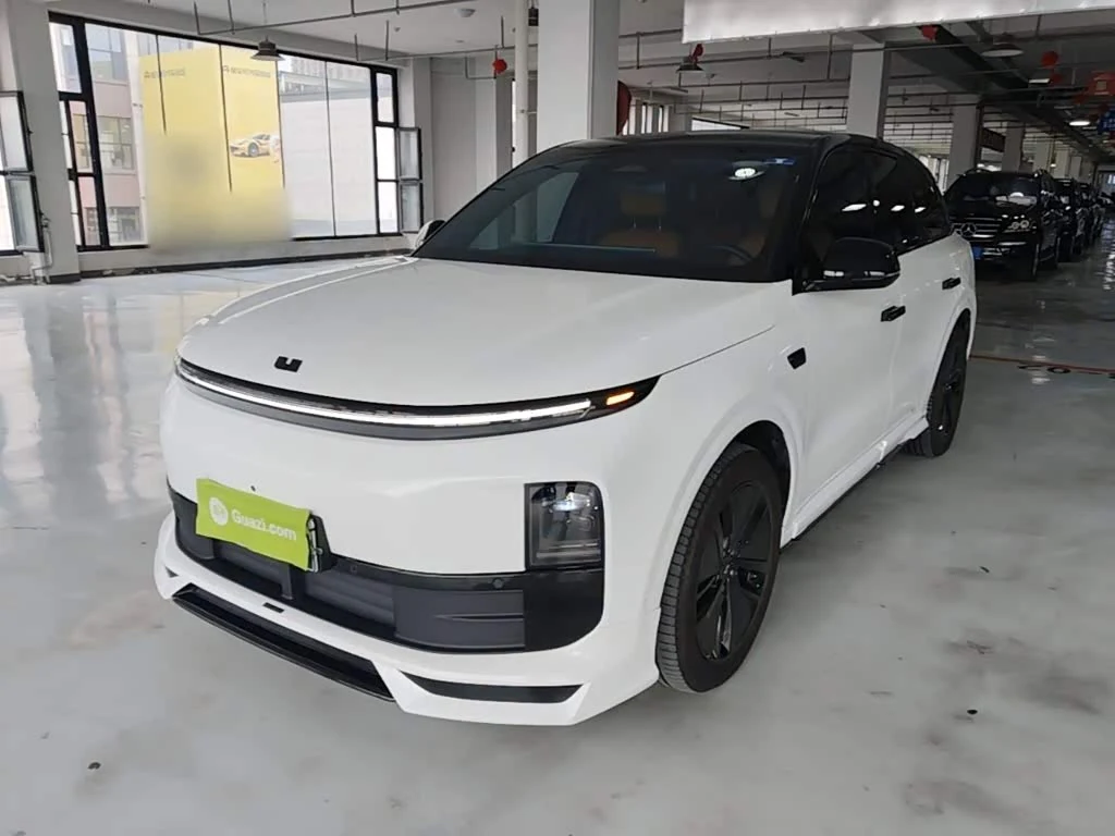 Li Auto L6