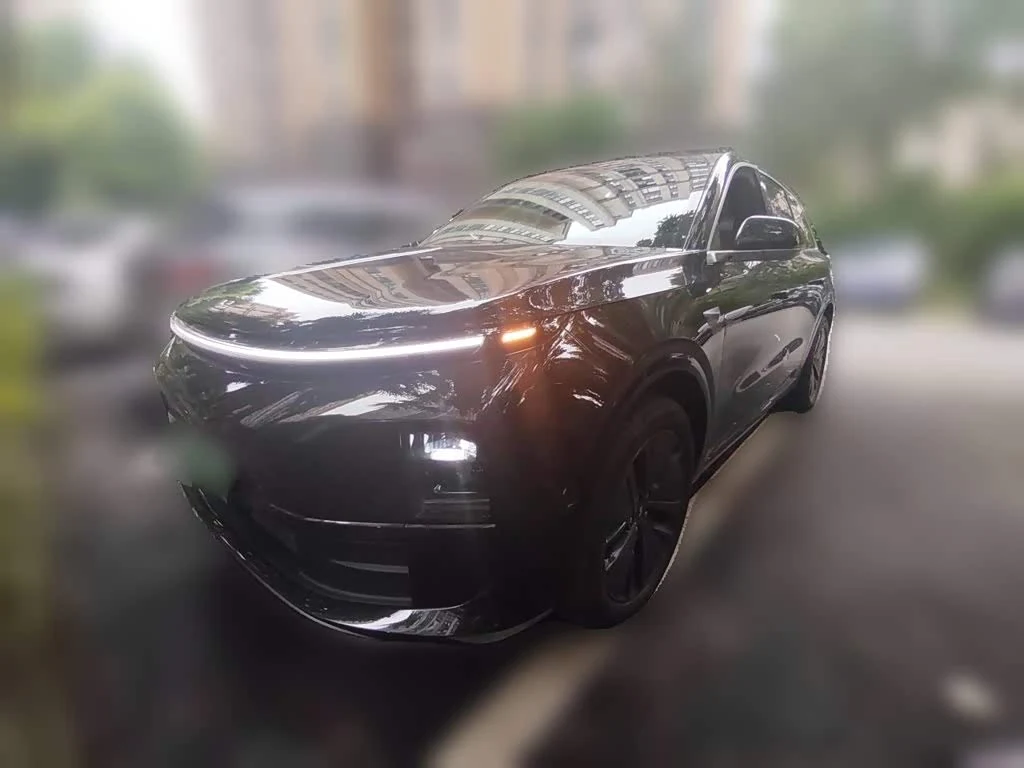 Li Auto L6