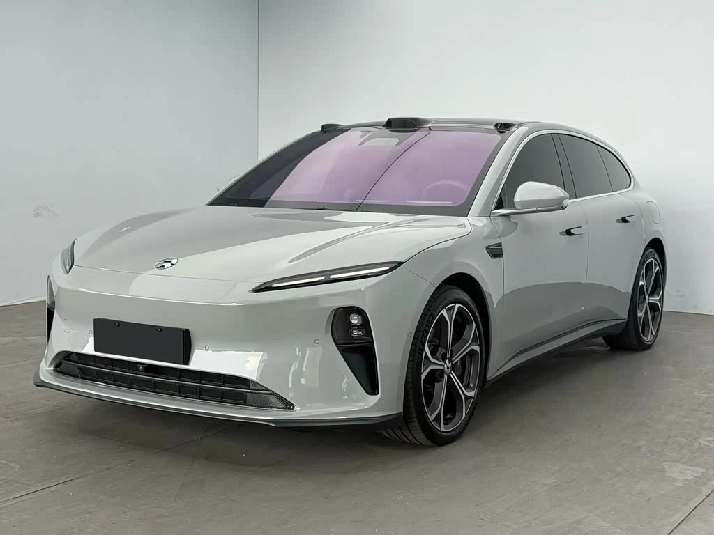 NIO ET5T