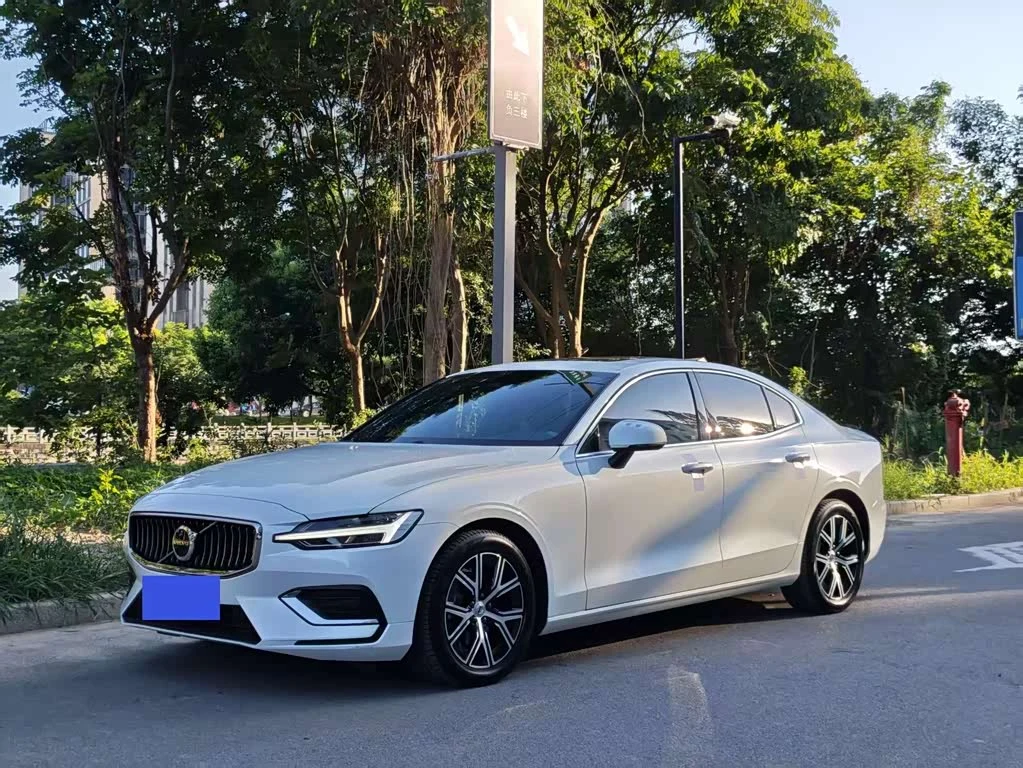 Volvo S60