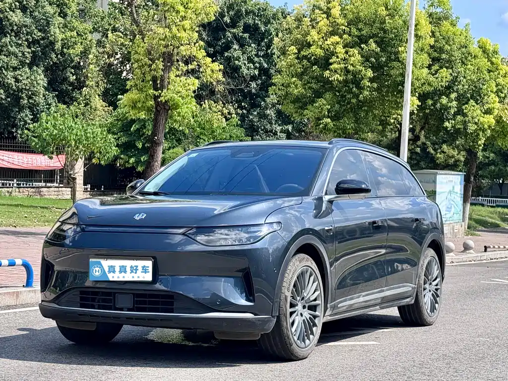 Leapmotor C11