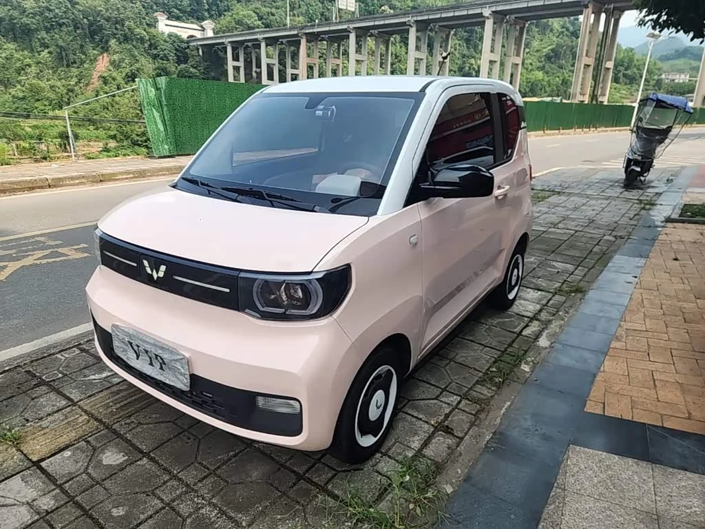 Wuling Mini EV