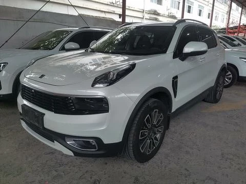 Lynk & Co 01