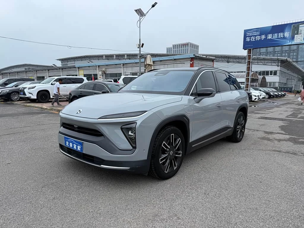 NIO ES6