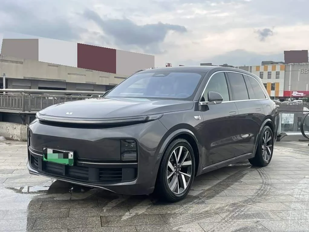 Li Auto L8