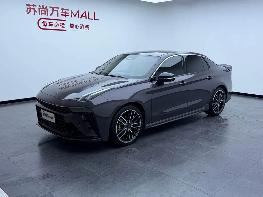 Lynk & Co 03