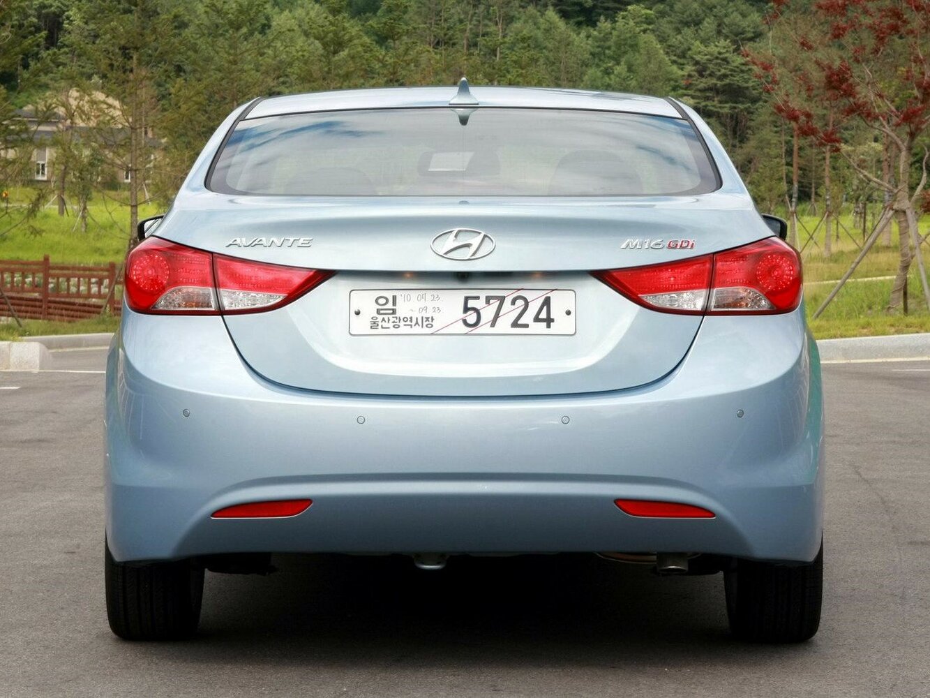 Hyundai Avante Base