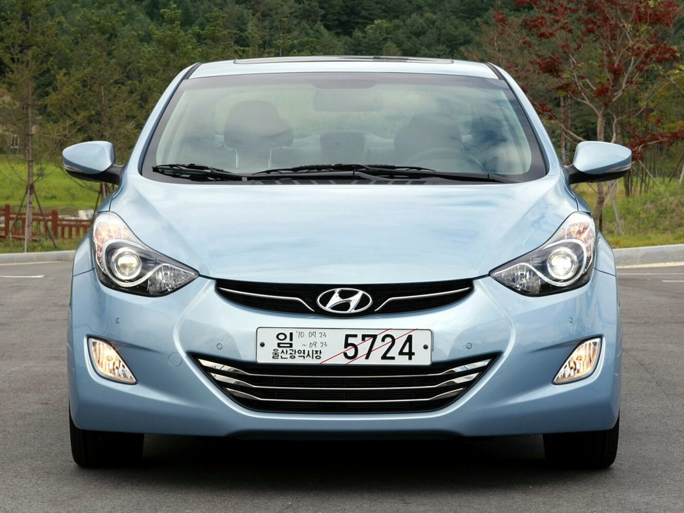Hyundai Avante Base