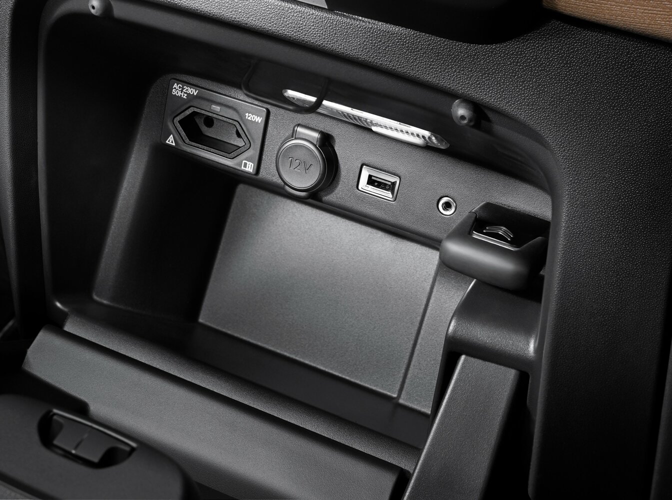 Citroen C4 Picasso — справочные фотографии комплектации, Интерьер 2