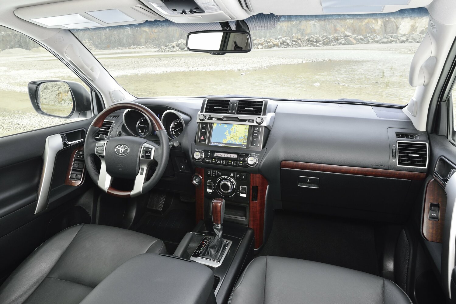 Toyota Land Cruiser Prado 2016 3.5L AT VX NAVI