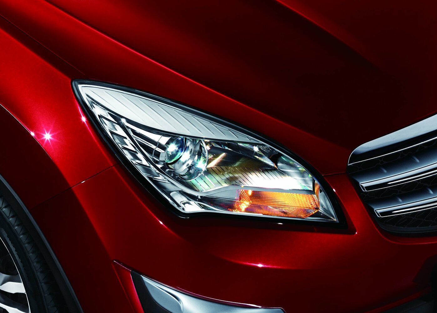 Changan CS35 — справочные фотографии комплектации, Передняя фара