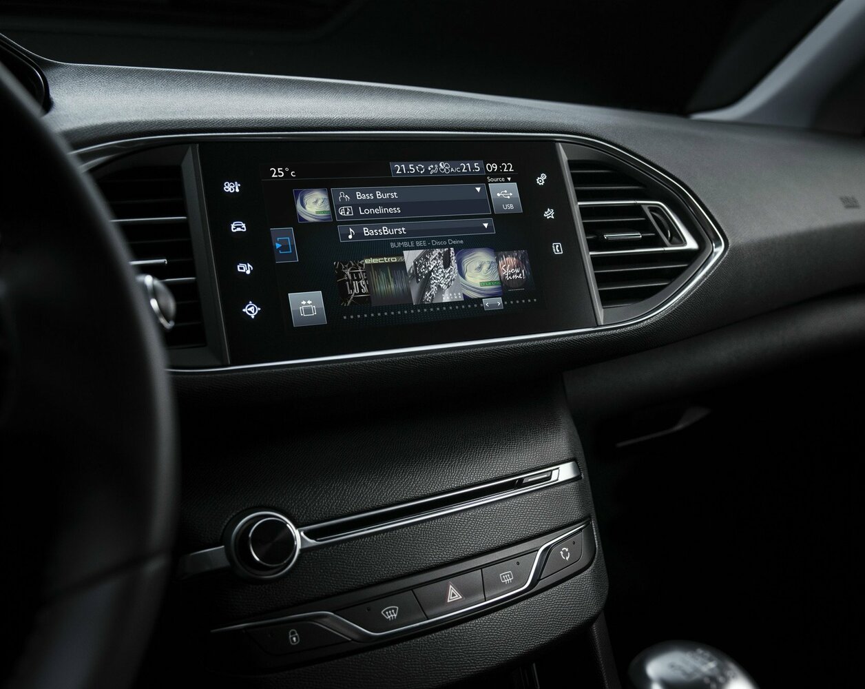 Peugeot 308 2016 1.6L AT Fashion