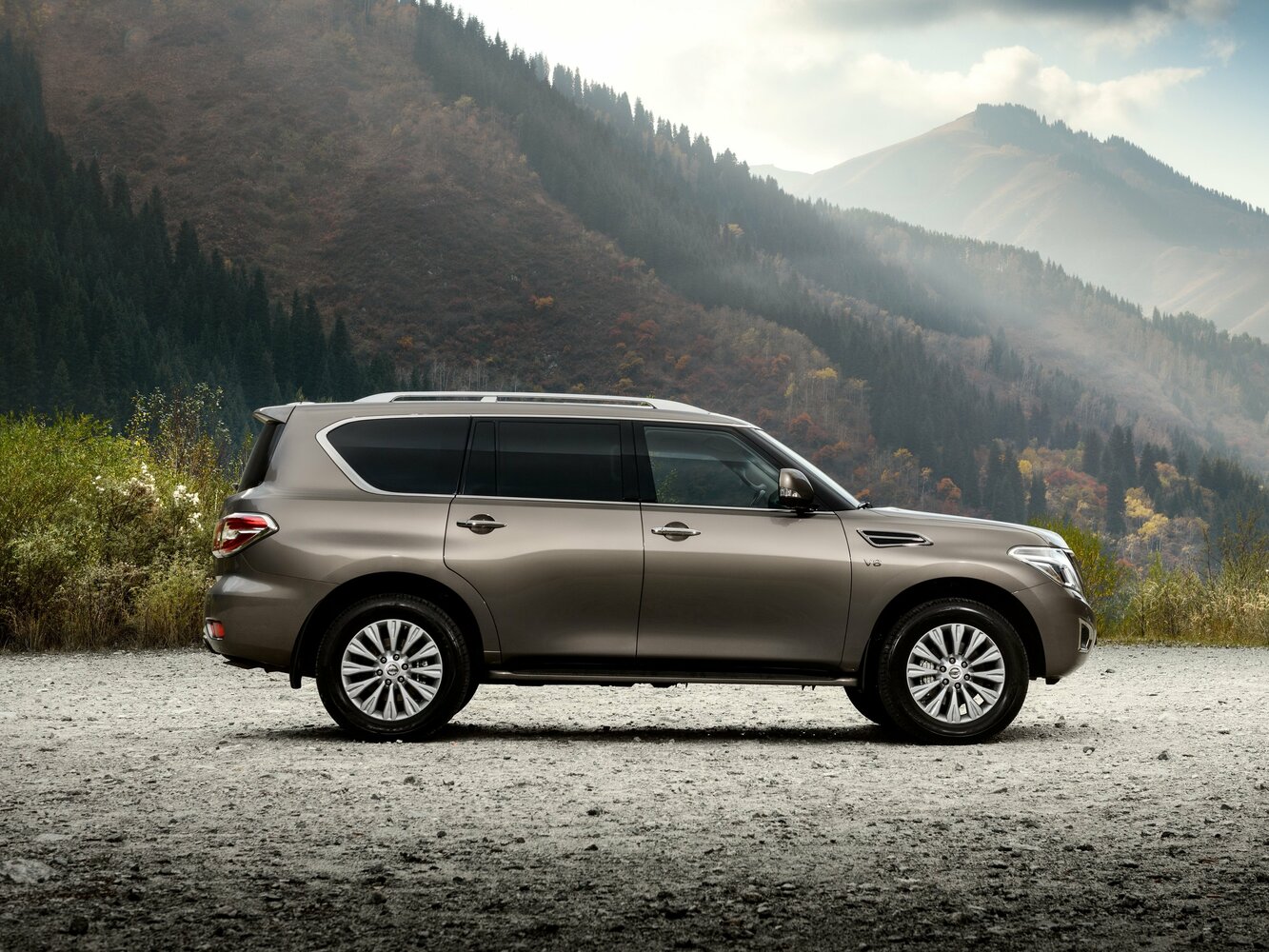 Nissan Patrol 2017 4.0T AT 7 мест