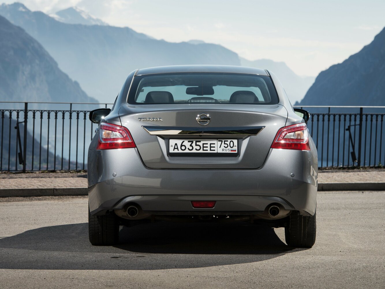 Nissan Teana XE