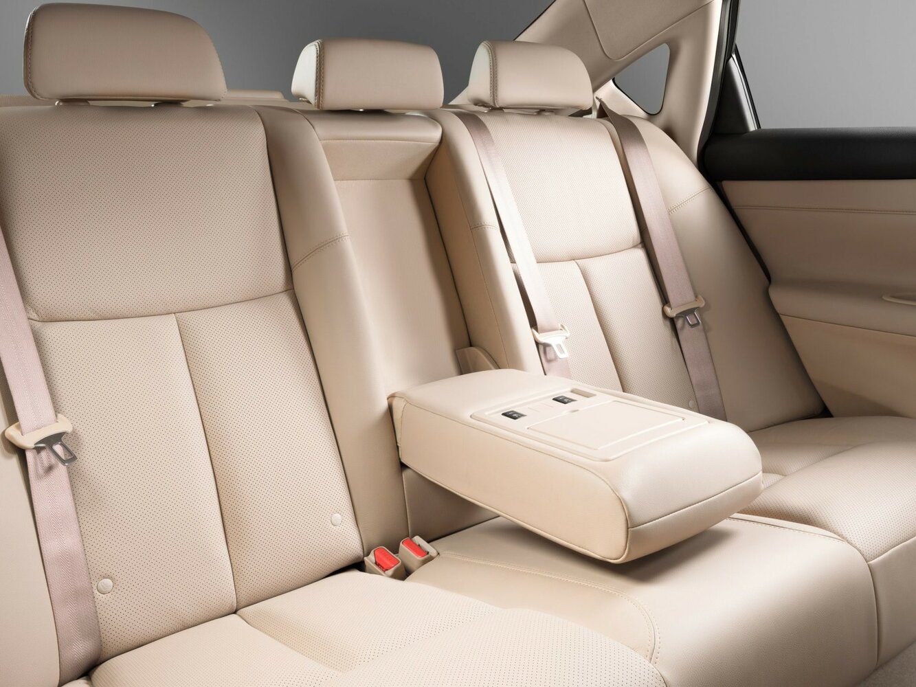 Nissan Teana XE