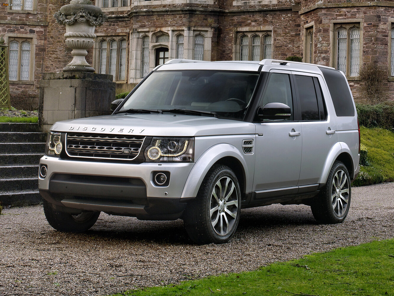 Land Rover Discovery 2015 3.0 SC V6 SE