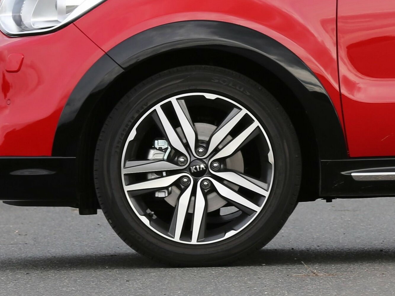 Kia Soul — справочные фотографии комплектации, Диск
