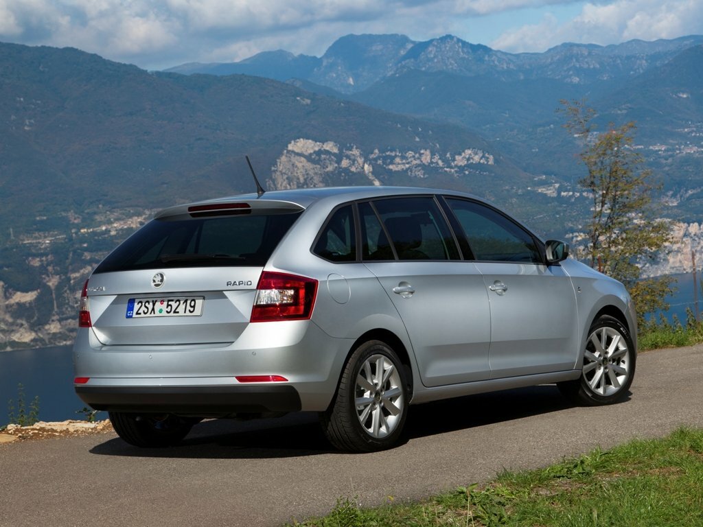 Skoda Rapid 2013 1.6L AT
