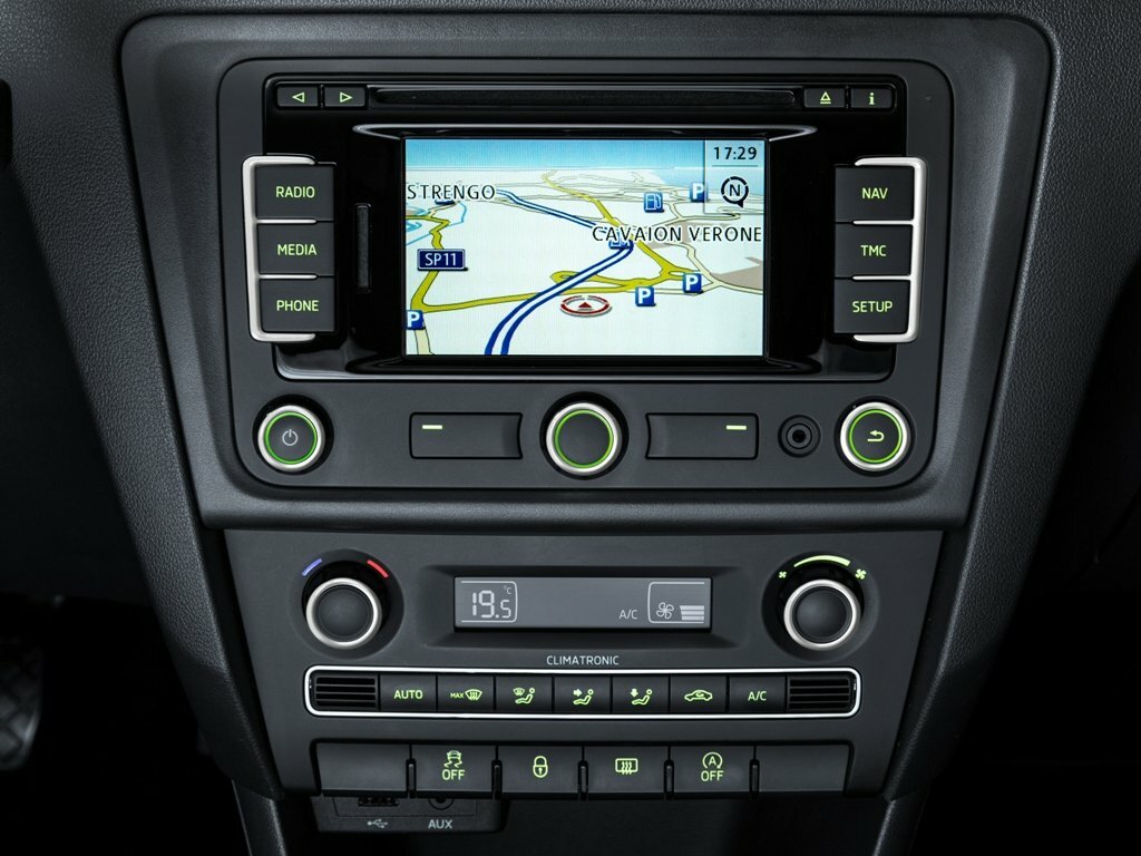 Skoda Rapid 2013 1.6L AT