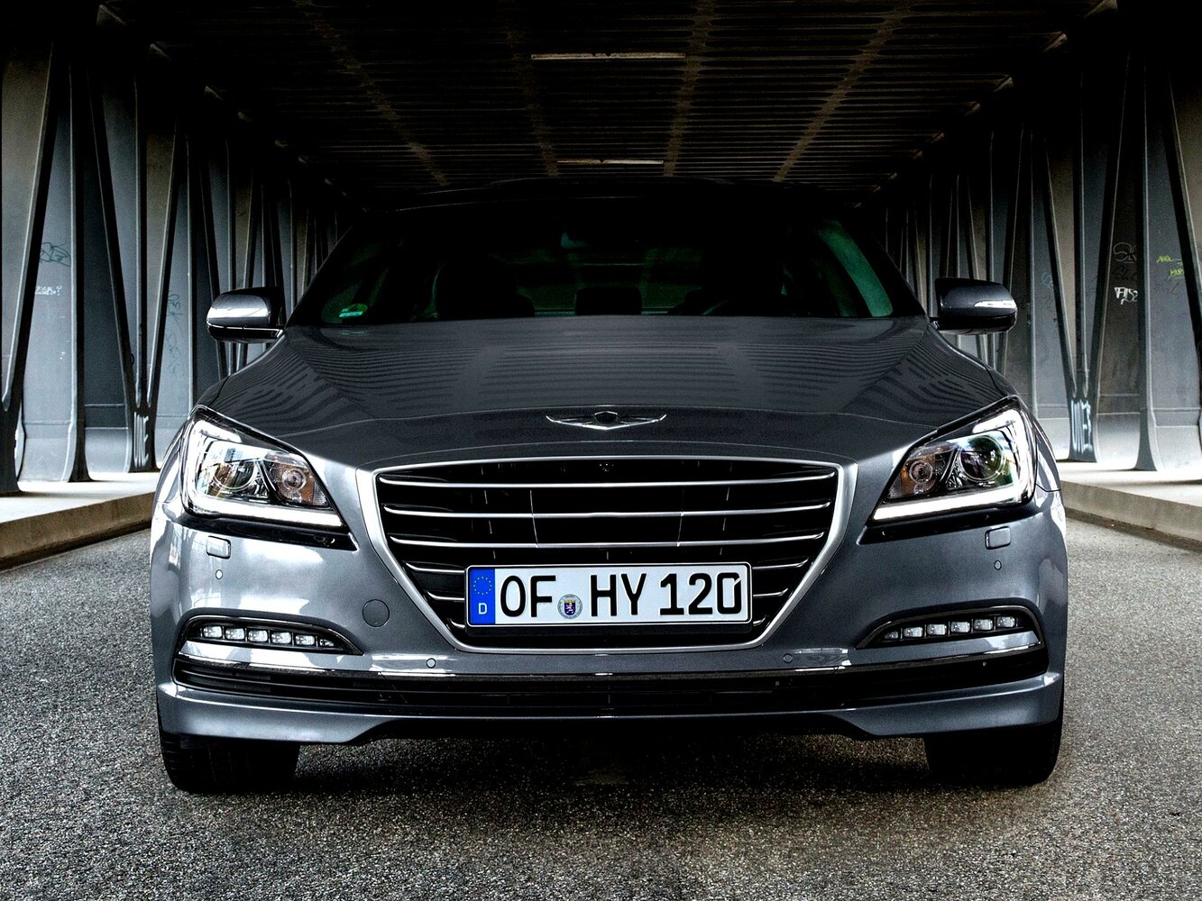 Hyundai Genesis BH330 Premium