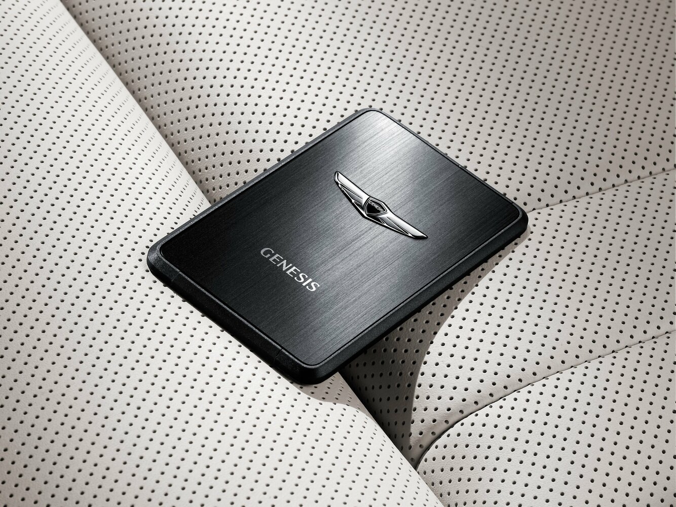 Hyundai Genesis — справочные фотографии комплектации, Интерьер 2