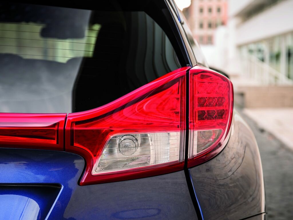 Honda Civic — справочные фотографии комплектации, Задняя фара