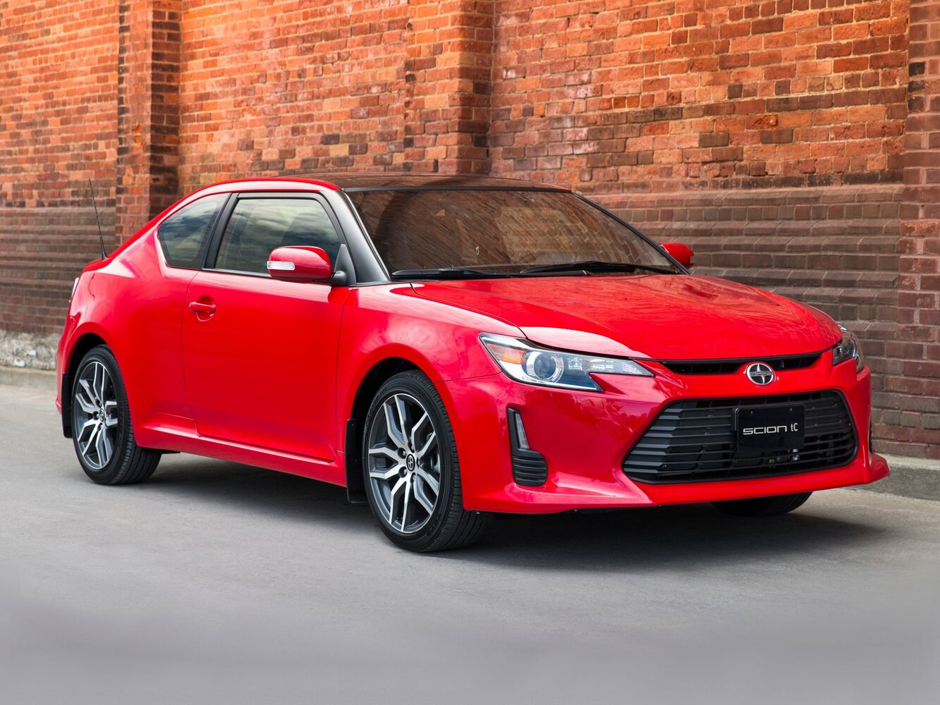 Scion tC — II Рестайлинг (2013–2016)