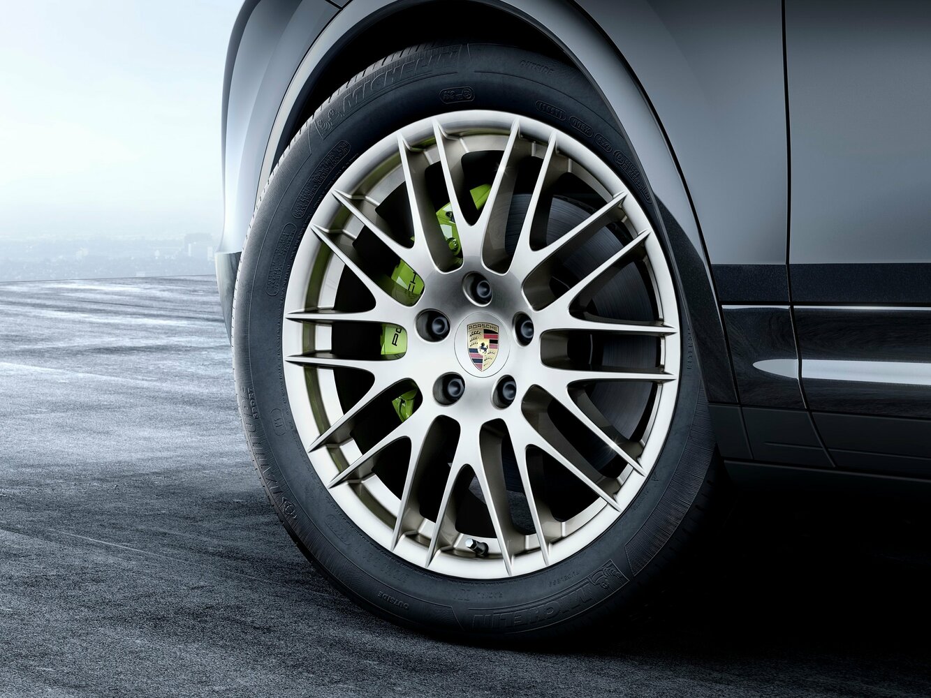 Porsche Cayenne — справочные фотографии комплектации, Диск