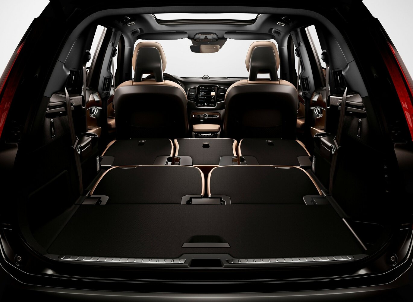 Volvo XC90 — справочные фотографии комплектации, Багажник
