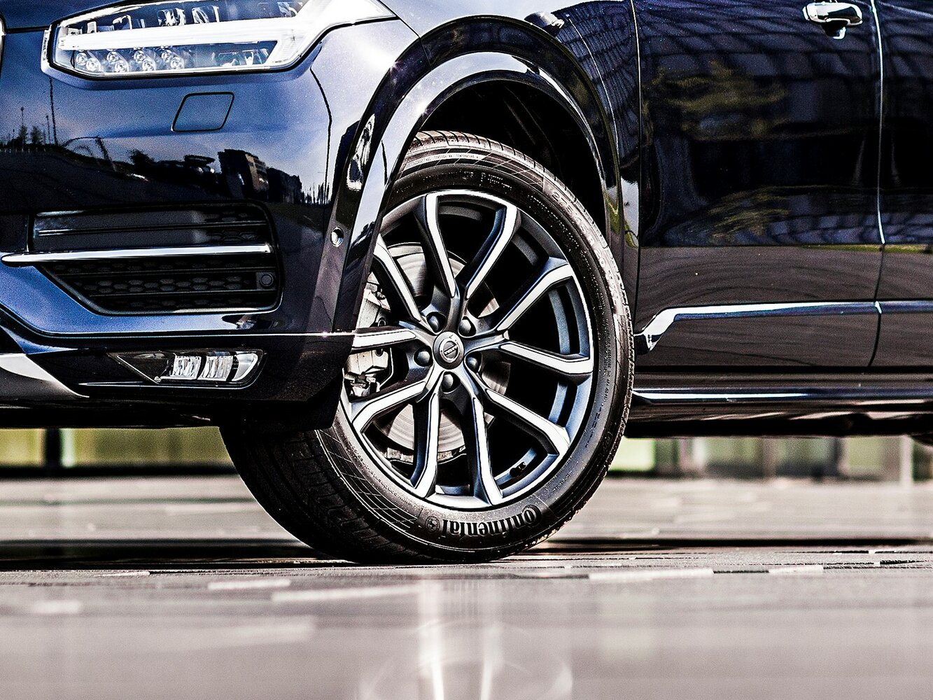 Volvo XC90 — справочные фотографии комплектации, Диск