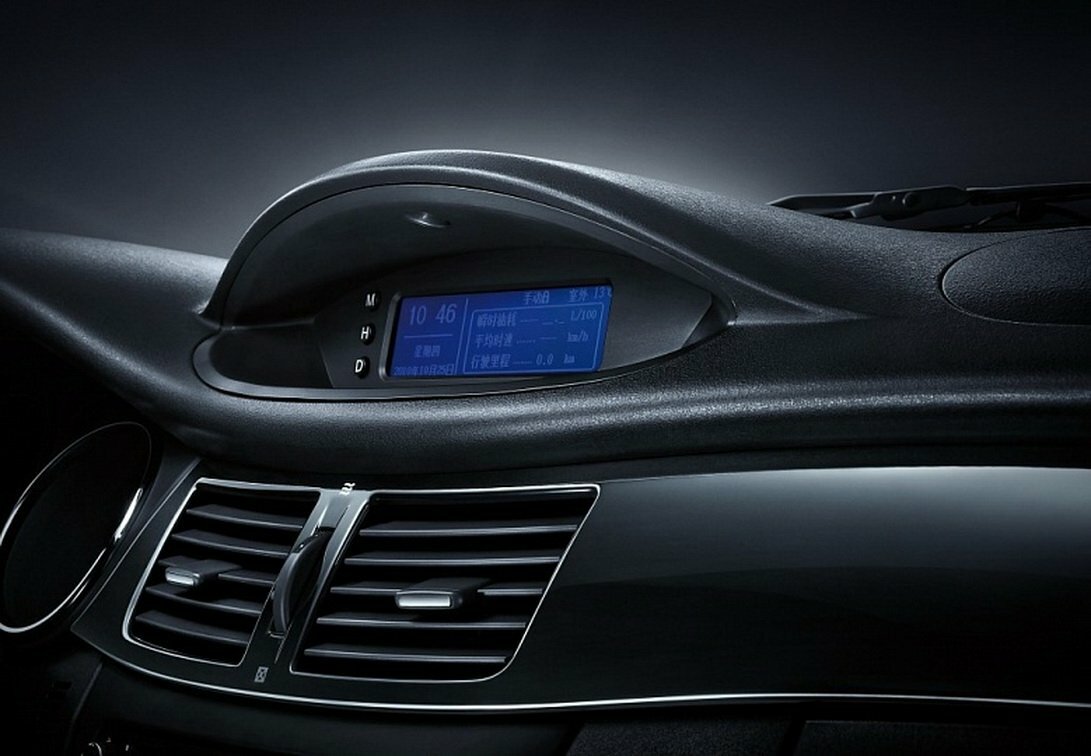 Dongfeng S30 — справочные фотографии комплектации, Интерьер 1