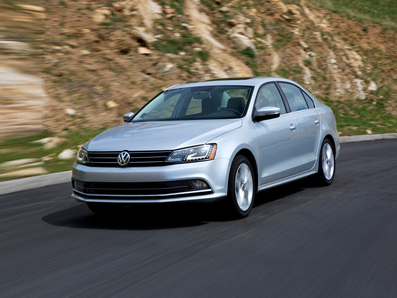 Volkswagen Jetta 2015 1.6L AT Comfort