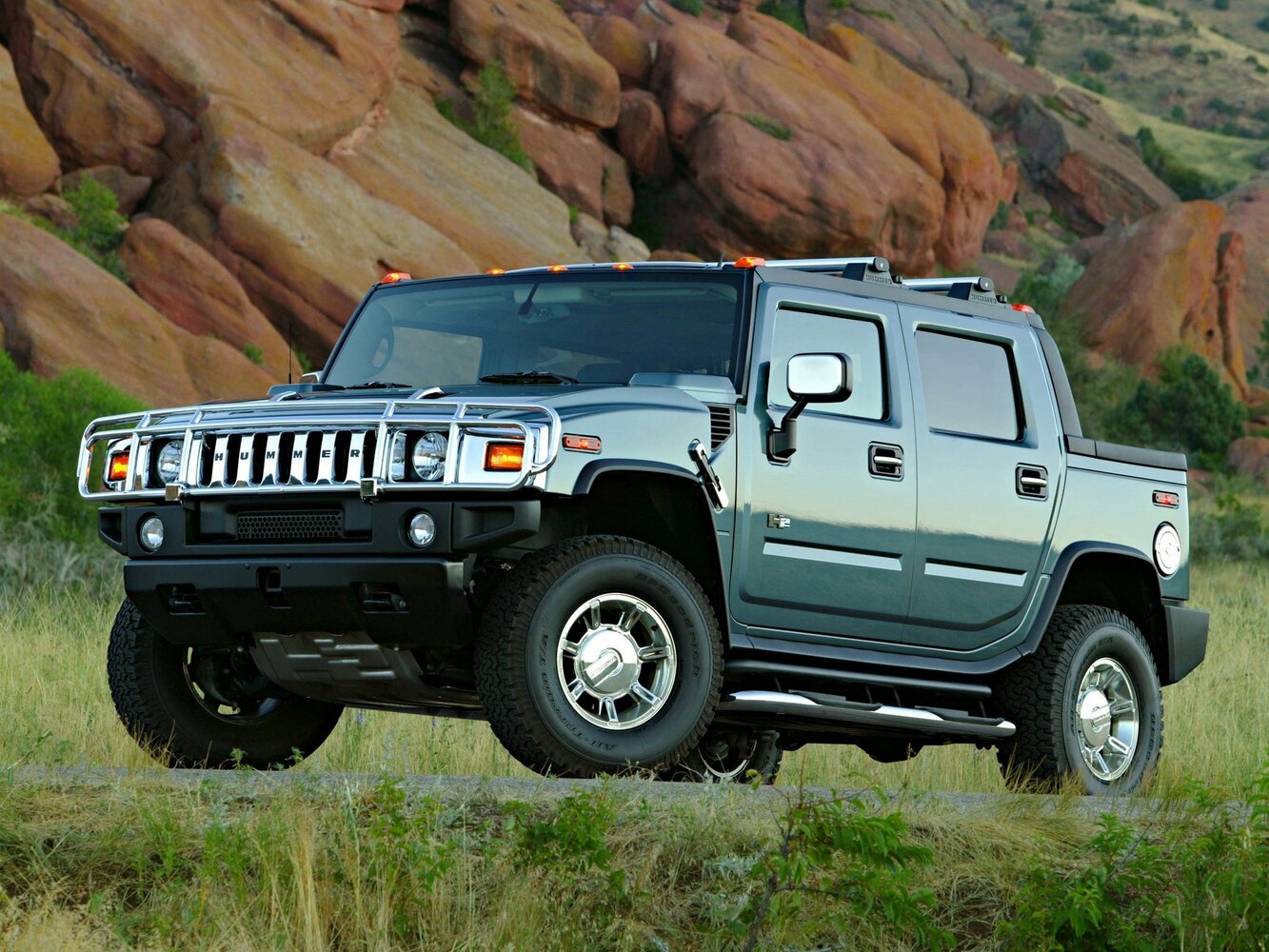 Hummer H2 — I поколение (2002–2006)