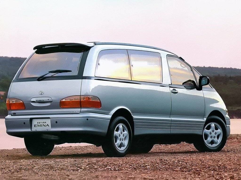 Toyota Estima V