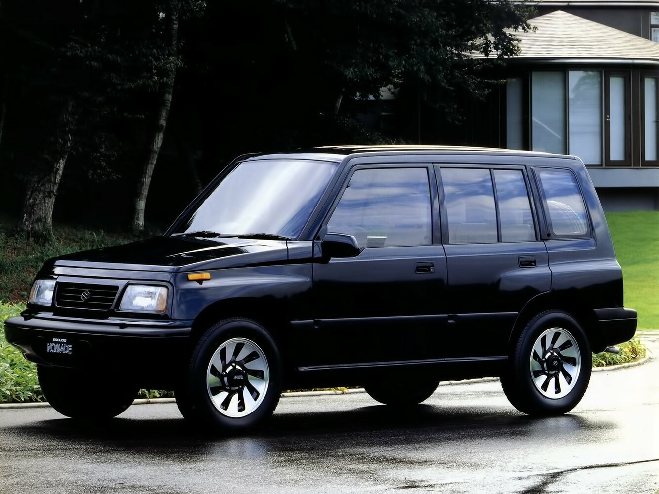 Suzuki Escudo