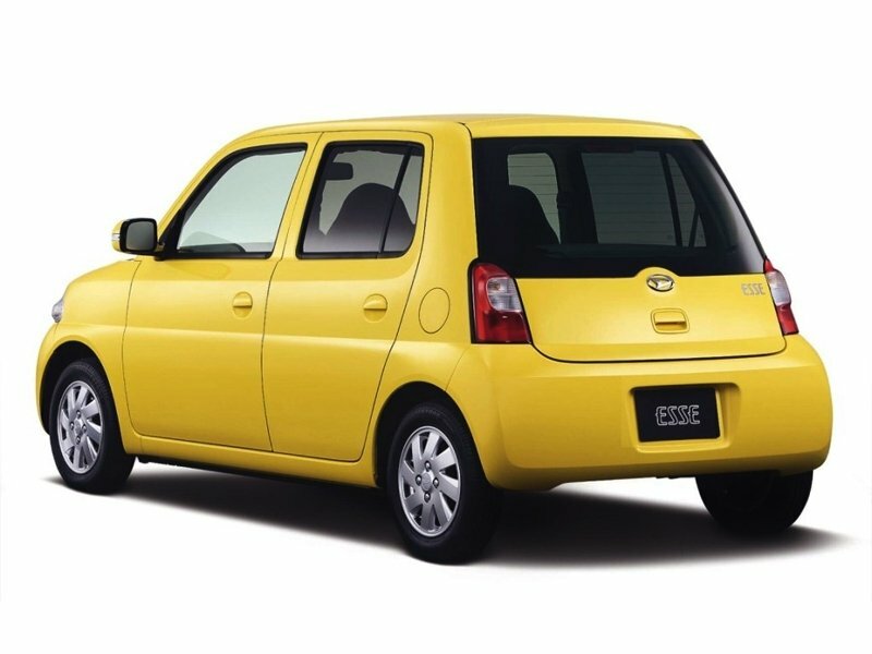 Daihatsu Esse D