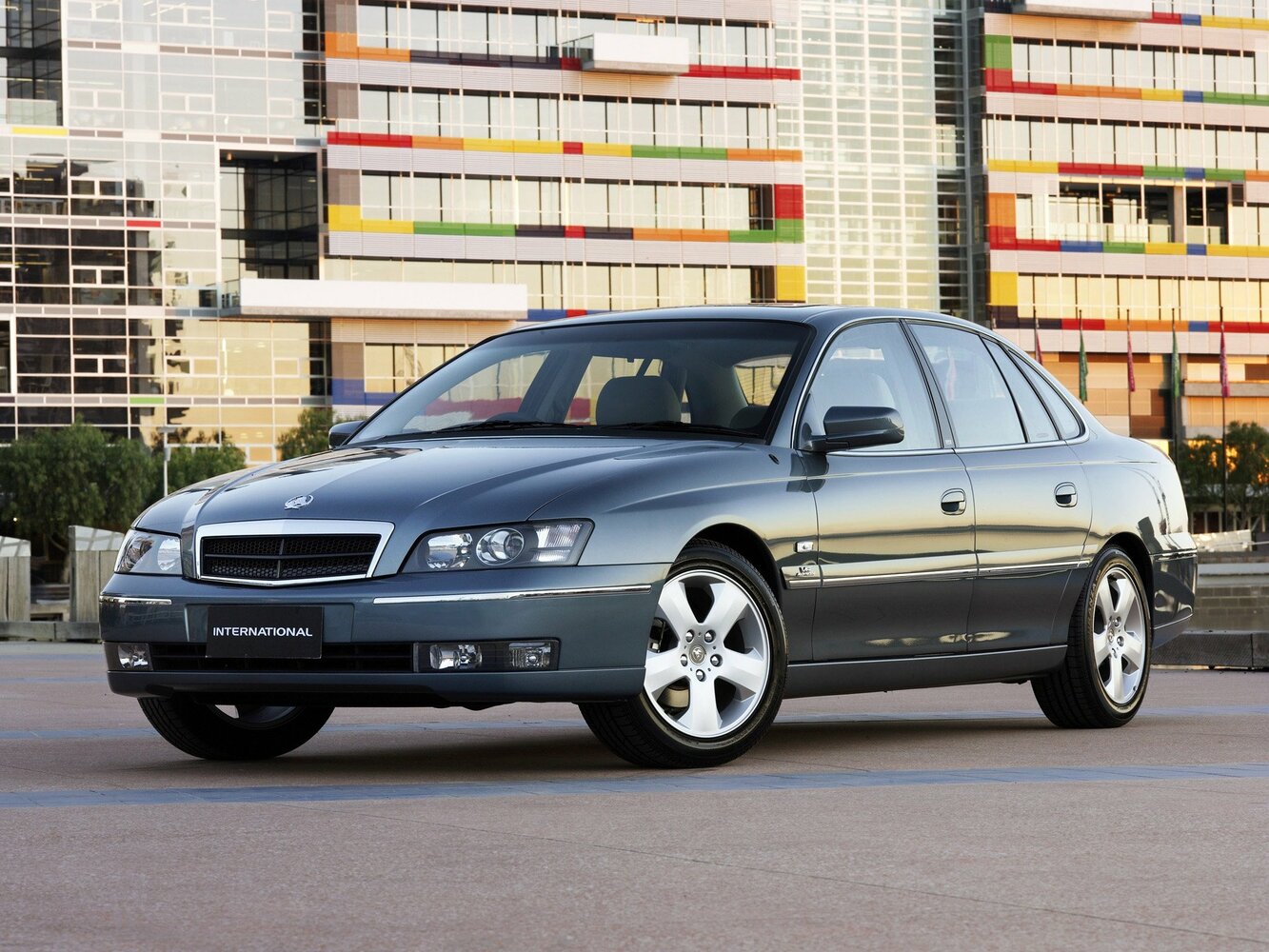 Holden Statesman — II поколение (1999–2006)