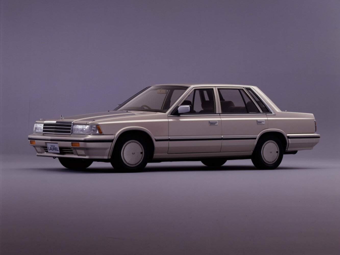 Nissan Laurel