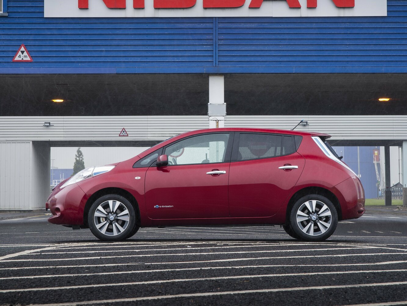 Nissan Leaf S