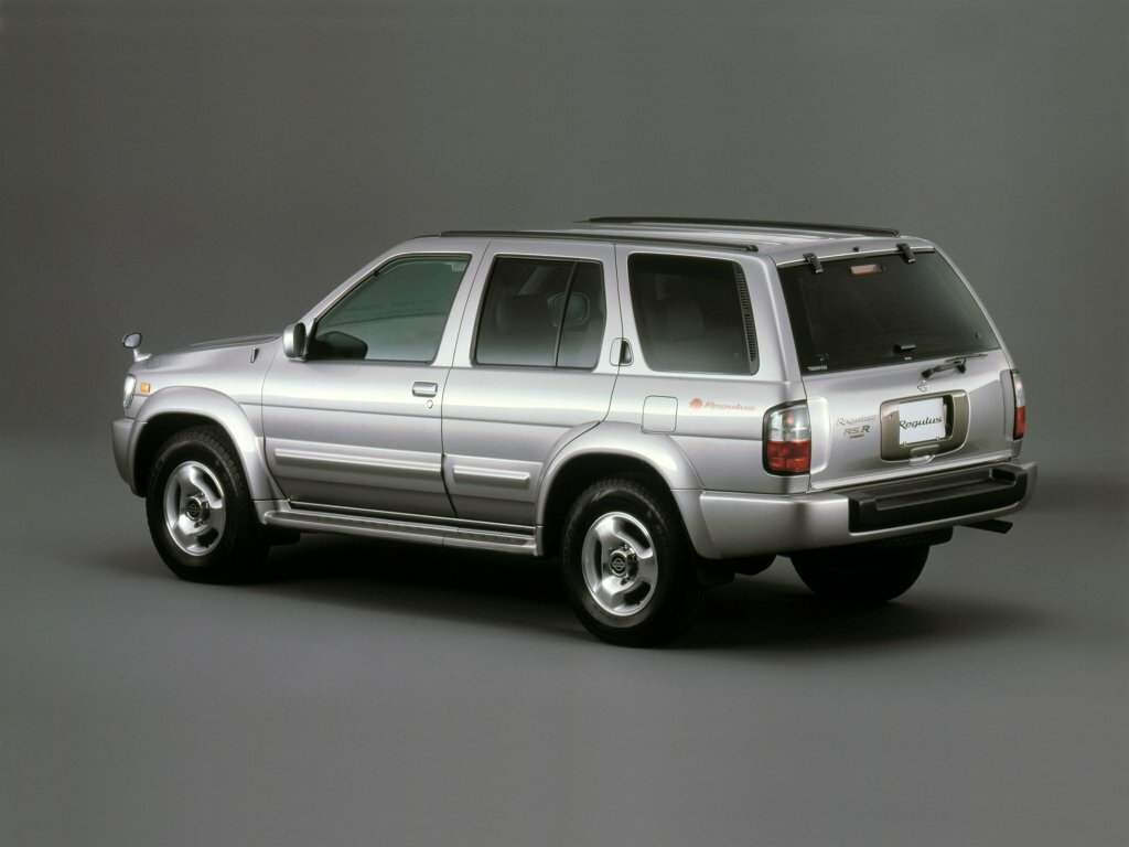 Nissan Terrano Regulus RS−R