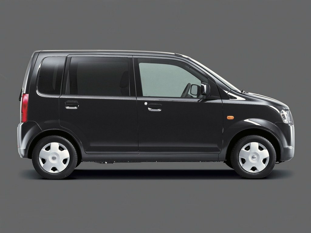Nissan Otti RS