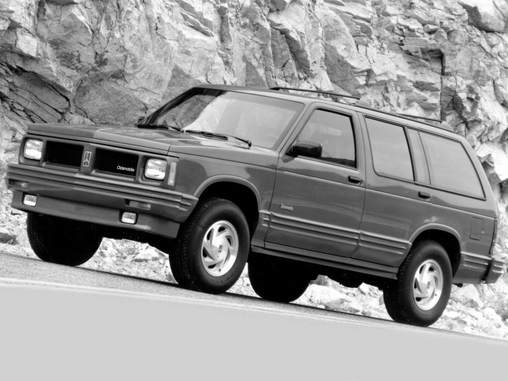 Oldsmobile Bravada — I поколение (1990–1994)